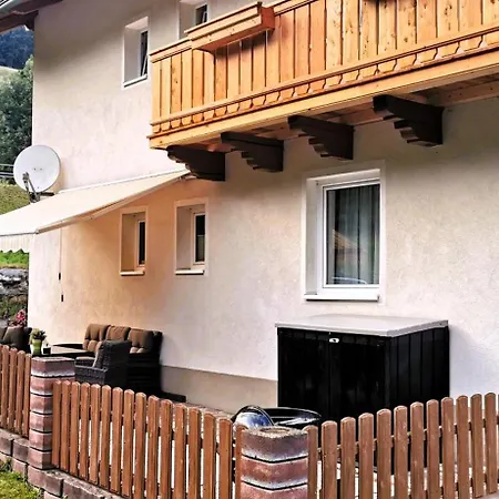Apartman Direkt-am-fluss-und-im-moelltal-ferienwohnung-die-moell *