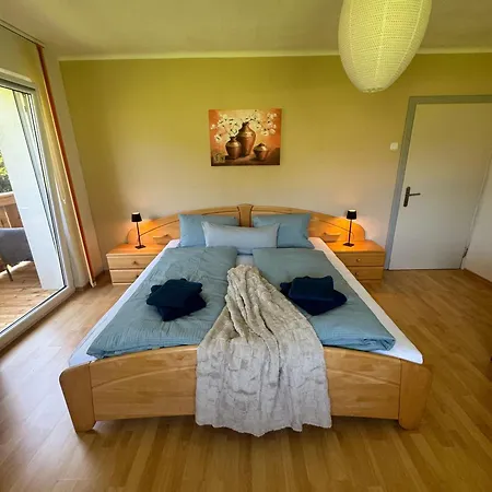 Apartman Direkt-am-fluss-und-im-moelltal-ferienwohnung-die-moell Stall